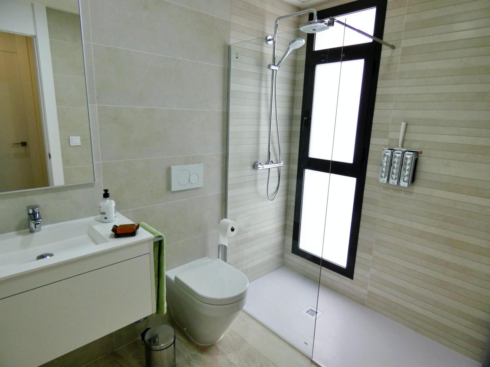 London Benidorm Apartment *